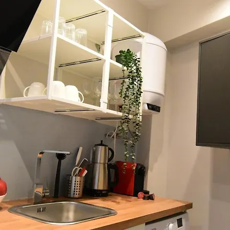 Apartment Stunning Seaview 2br Near Metro - Ym4