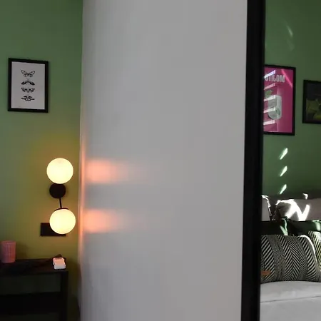 Stunning Seaview 2br Near Metro - Ym4 Apartment