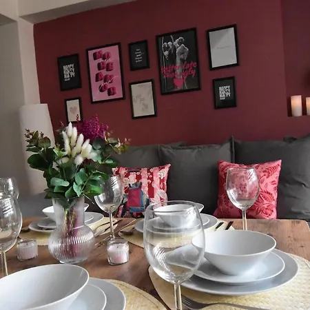 Stunning Seaview 2br Near Metro - Ym4 이스탄불