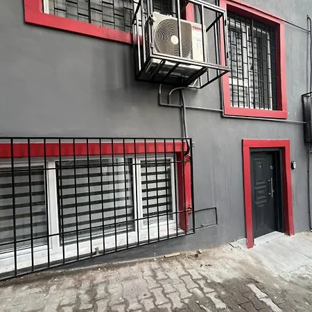 Stunning Seaview 2br Near Metro - Ym4 이스탄불